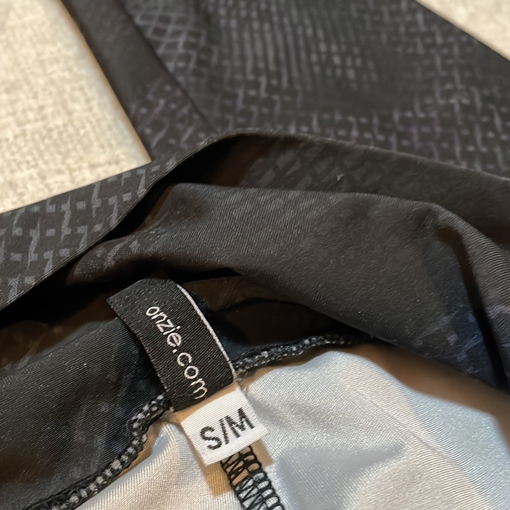 Onzie S/M Leggings black gray pattern - Picture 5 of 6